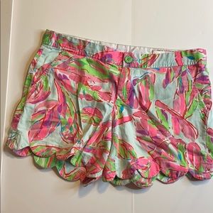 Lilly Pulitzer SZ 6 buttercup short